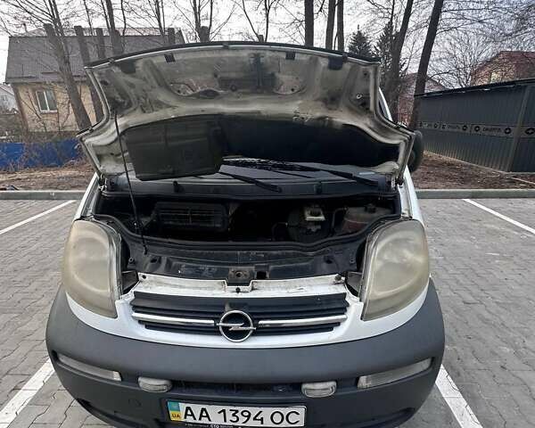 Белый Опель Виваро, объемом двигателя 1.9 л и пробегом 527 тыс. км за 6997 $, фото 10 на Automoto.ua
