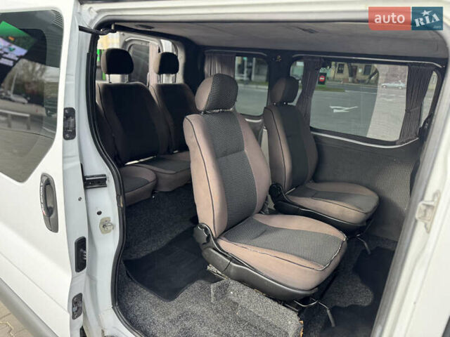 Белый Опель Виваро, объемом двигателя 1.87 л и пробегом 275 тыс. км за 6750 $, фото 30 на Automoto.ua