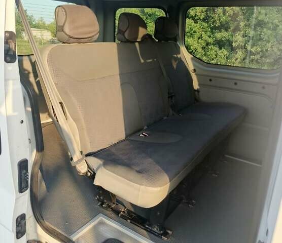 Белый Опель Виваро, объемом двигателя 1.87 л и пробегом 340 тыс. км за 6700 $, фото 8 на Automoto.ua