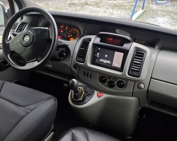 Белый Опель Виваро, объемом двигателя 1.87 л и пробегом 350 тыс. км за 7300 $, фото 12 на Automoto.ua