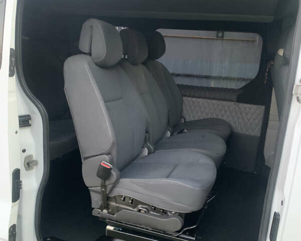 Белый Опель Виваро, объемом двигателя 1.9 л и пробегом 368 тыс. км за 8000 $, фото 6 на Automoto.ua