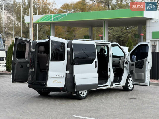 Белый Опель Виваро, объемом двигателя 1.87 л и пробегом 275 тыс. км за 6750 $, фото 15 на Automoto.ua