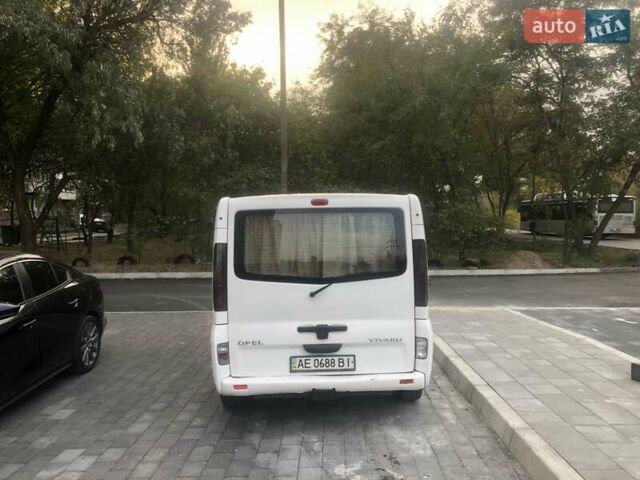 Белый Опель Виваро, объемом двигателя 1.87 л и пробегом 200 тыс. км за 7900 $, фото 3 на Automoto.ua