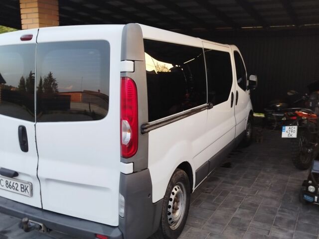 Белый Опель Виваро, объемом двигателя 0 л и пробегом 500 тыс. км за 8000 $, фото 3 на Automoto.ua