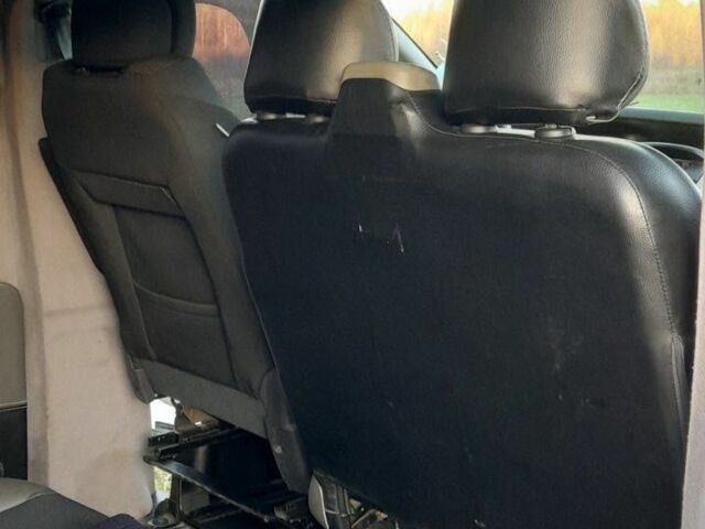 Білий Опель Віваро, об'ємом двигуна 1.9 л та пробігом 280 тис. км за 7200 $, фото 23 на Automoto.ua