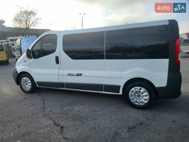 Белый Опель Виваро, объемом двигателя 1.9 л и пробегом 245 тыс. км за 7999 $, фото 18 на Automoto.ua