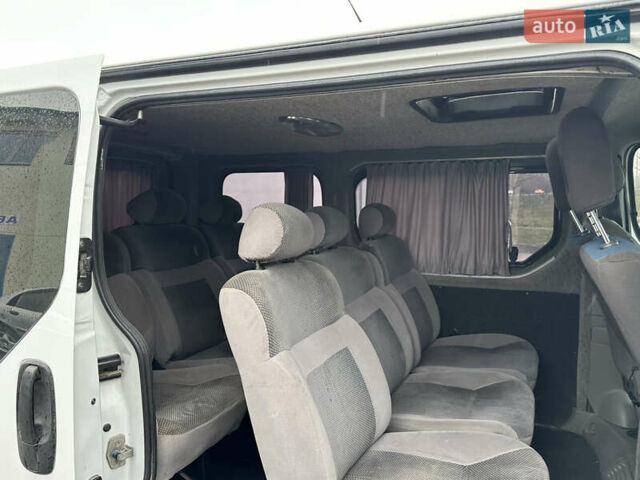 Белый Опель Виваро, объемом двигателя 1.9 л и пробегом 230 тыс. км за 7200 $, фото 25 на Automoto.ua