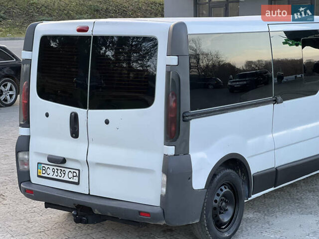 Білий Опель Віваро, об'ємом двигуна 1.87 л та пробігом 400 тис. км за 5800 $, фото 8 на Automoto.ua