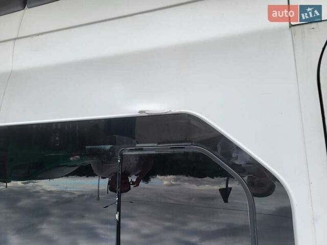 Белый Опель Виваро, объемом двигателя 1.9 л и пробегом 562 тыс. км за 5900 $, фото 11 на Automoto.ua