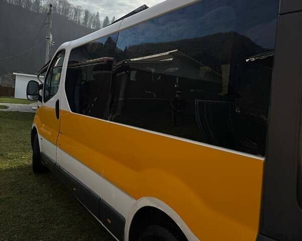 Белый Опель Виваро, объемом двигателя 1.9 л и пробегом 350 тыс. км за 6000 $, фото 19 на Automoto.ua