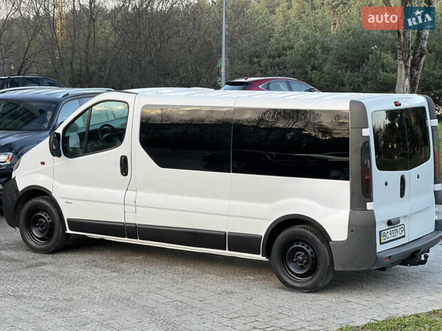 Білий Опель Віваро, об'ємом двигуна 1.87 л та пробігом 400 тис. км за 5800 $, фото 9 на Automoto.ua