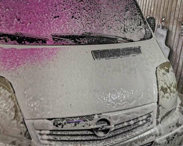 Белый Опель Виваро, объемом двигателя 1.9 л и пробегом 240 тыс. км за 5800 $, фото 21 на Automoto.ua