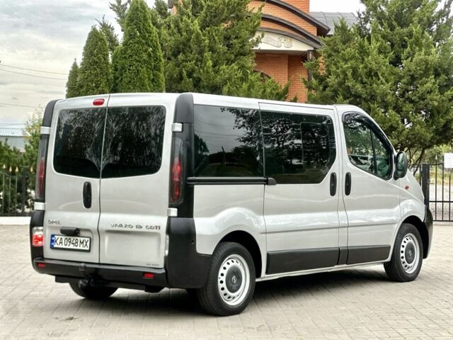 Белый Опель Виваро, объемом двигателя 1.9 л и пробегом 270 тыс. км за 9200 $, фото 7 на Automoto.ua