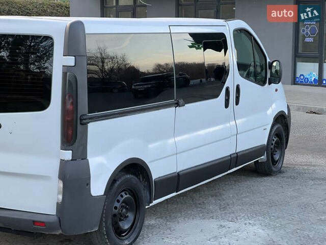 Білий Опель Віваро, об'ємом двигуна 1.87 л та пробігом 400 тис. км за 5800 $, фото 7 на Automoto.ua
