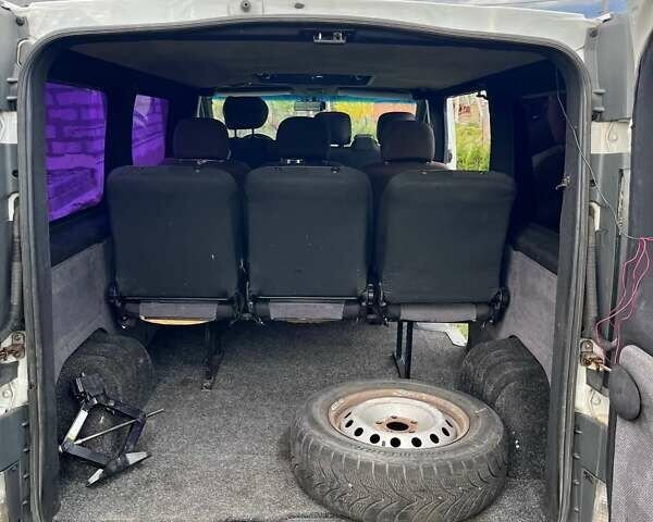 Білий Опель Віваро, об'ємом двигуна 1.87 л та пробігом 615 тис. км за 8000 $, фото 11 на Automoto.ua