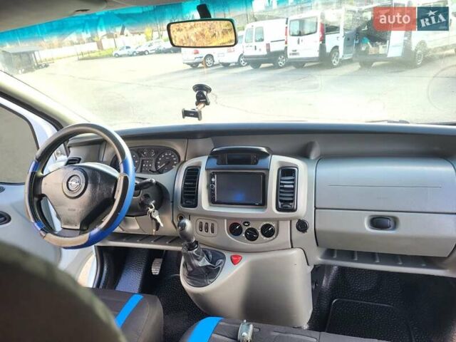 Белый Опель Виваро, объемом двигателя 1.9 л и пробегом 245 тыс. км за 7999 $, фото 67 на Automoto.ua
