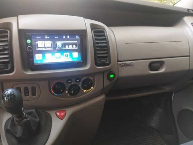 Белый Опель Виваро, объемом двигателя 1.9 л и пробегом 524 тыс. км за 5700 $, фото 8 на Automoto.ua