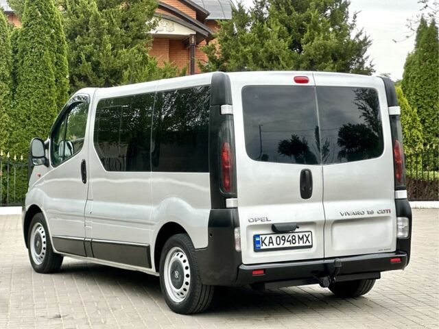 Белый Опель Виваро, объемом двигателя 1.9 л и пробегом 270 тыс. км за 9200 $, фото 5 на Automoto.ua