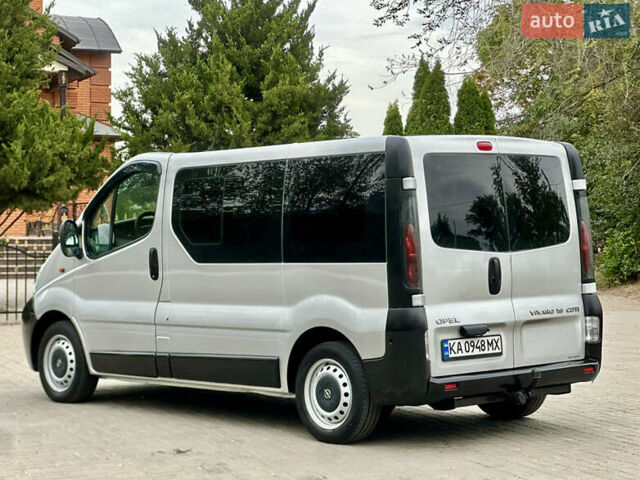 Белый Опель Виваро, объемом двигателя 1.87 л и пробегом 270 тыс. км за 9200 $, фото 4 на Automoto.ua