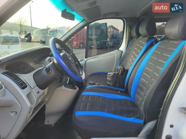 Белый Опель Виваро, объемом двигателя 1.9 л и пробегом 245 тыс. км за 7999 $, фото 75 на Automoto.ua