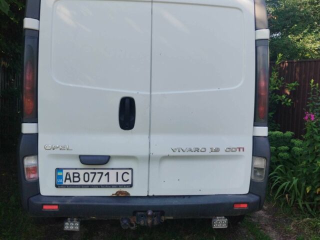 Белый Опель Виваро, объемом двигателя 1.9 л и пробегом 524 тыс. км за 5700 $, фото 1 на Automoto.ua