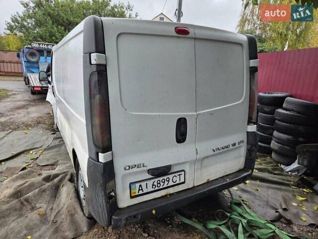 Белый Опель Виваро, объемом двигателя 1.9 л и пробегом 150 тыс. км за 2500 $, фото 8 на Automoto.ua