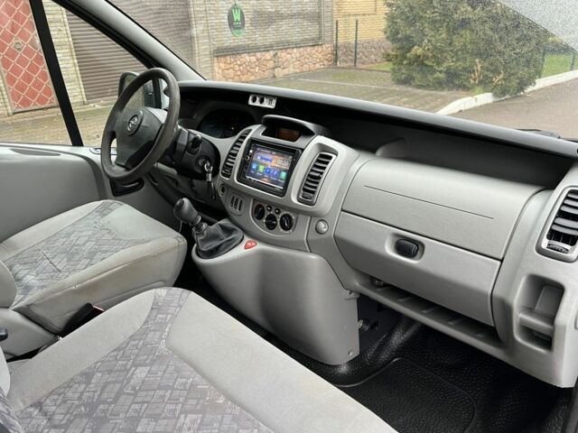 Білий Опель Віваро, об'ємом двигуна 1.9 л та пробігом 380 тис. км за 5017 $, фото 11 на Automoto.ua