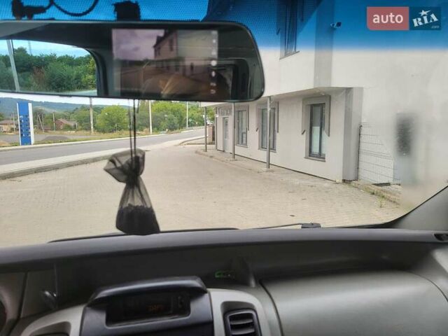 Белый Опель Виваро, объемом двигателя 1.9 л и пробегом 562 тыс. км за 5900 $, фото 10 на Automoto.ua