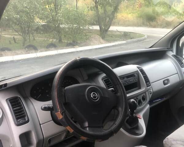 Белый Опель Виваро, объемом двигателя 1.87 л и пробегом 200 тыс. км за 7900 $, фото 8 на Automoto.ua