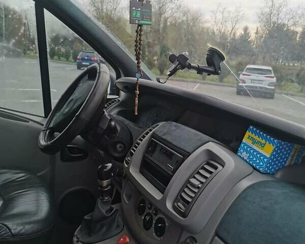 Белый Опель Виваро, объемом двигателя 1.9 л и пробегом 240 тыс. км за 5800 $, фото 32 на Automoto.ua