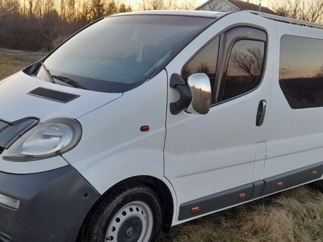 Білий Опель Віваро, об'ємом двигуна 1.9 л та пробігом 280 тис. км за 7200 $, фото 6 на Automoto.ua