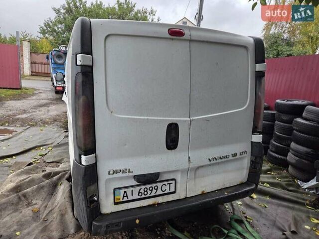Белый Опель Виваро, объемом двигателя 1.9 л и пробегом 150 тыс. км за 2500 $, фото 9 на Automoto.ua