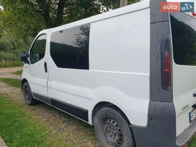 Білий Опель Віваро, об'ємом двигуна 1.87 л та пробігом 186 тис. км за 5750 $, фото 10 на Automoto.ua