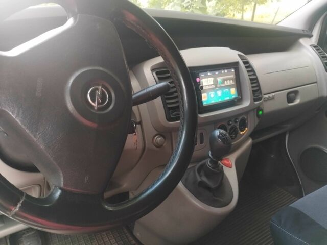 Белый Опель Виваро, объемом двигателя 1.9 л и пробегом 524 тыс. км за 5700 $, фото 7 на Automoto.ua