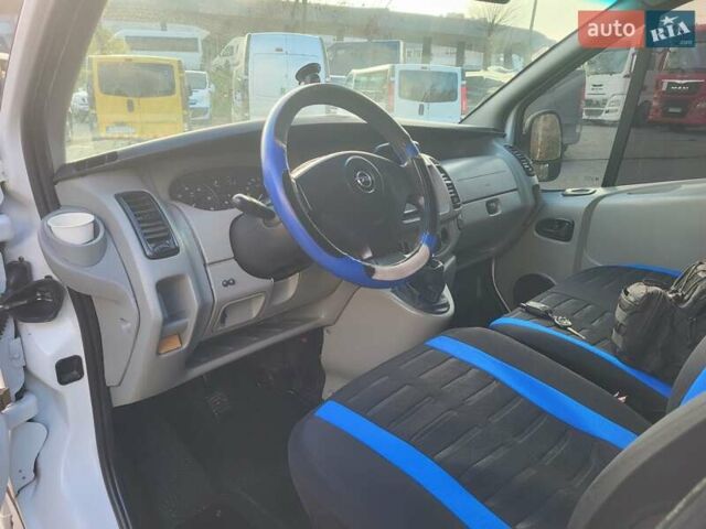 Белый Опель Виваро, объемом двигателя 1.9 л и пробегом 245 тыс. км за 7999 $, фото 73 на Automoto.ua