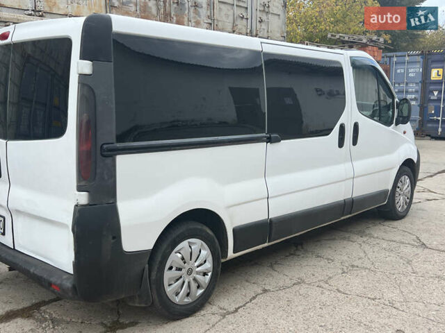 Білий Опель Віваро, об'ємом двигуна 1.87 л та пробігом 310 тис. км за 7400 $, фото 11 на Automoto.ua