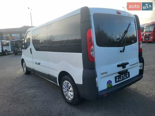 Белый Опель Виваро, объемом двигателя 1.9 л и пробегом 245 тыс. км за 7999 $, фото 21 на Automoto.ua