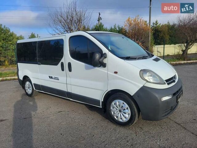 Белый Опель Виваро, объемом двигателя 1.9 л и пробегом 245 тыс. км за 7999 $, фото 35 на Automoto.ua