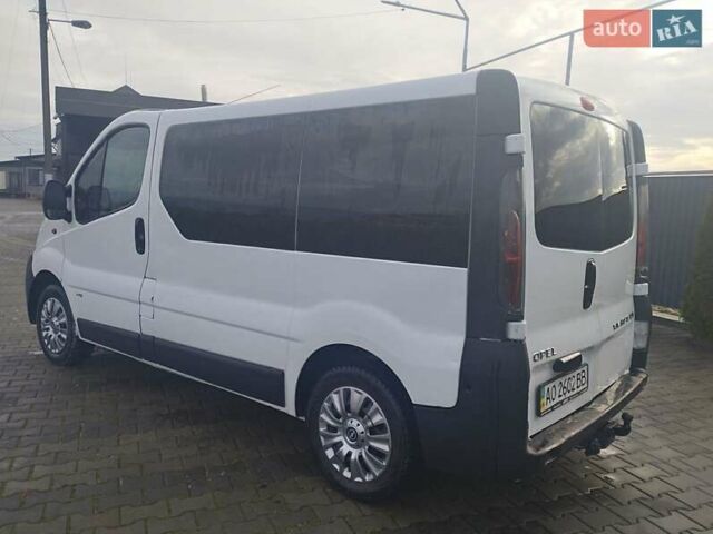 Белый Опель Виваро, объемом двигателя 1.87 л и пробегом 251 тыс. км за 6700 $, фото 6 на Automoto.ua