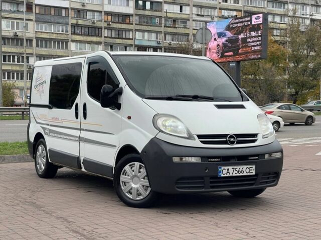 Белый Опель Виваро, объемом двигателя 1.9 л и пробегом 360 тыс. км за 6500 $, фото 1 на Automoto.ua