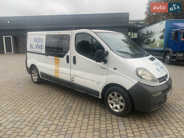 Білий Опель Віваро, об'ємом двигуна 1.9 л та пробігом 412 тис. км за 6800 $, фото 16 на Automoto.ua