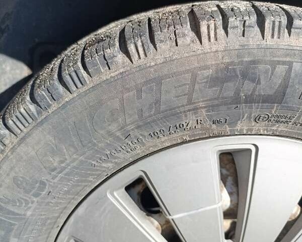 Білий Опель Віваро, об'ємом двигуна 1.87 л та пробігом 330 тис. км за 8300 $, фото 5 на Automoto.ua