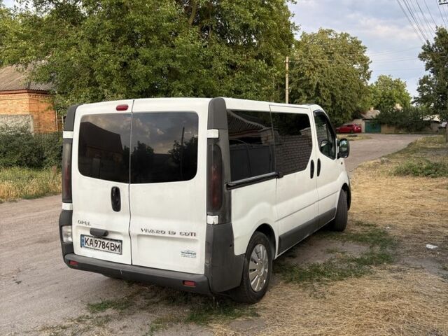 Белый Опель Виваро, объемом двигателя 1.9 л и пробегом 350 тыс. км за 6200 $, фото 2 на Automoto.ua