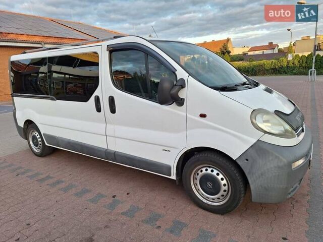 Білий Опель Віваро, об'ємом двигуна 1.9 л та пробігом 272 тис. км за 8800 $, фото 7 на Automoto.ua