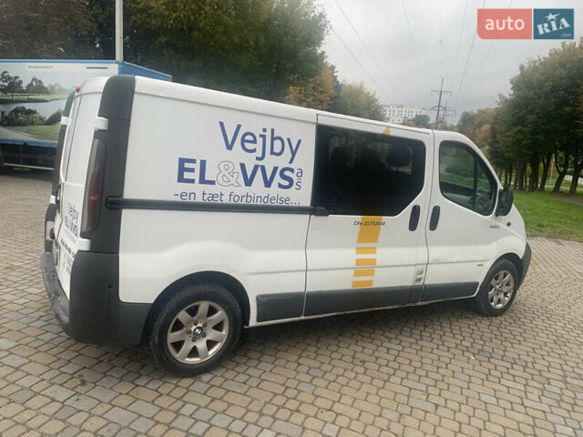 Білий Опель Віваро, об'ємом двигуна 1.9 л та пробігом 412 тис. км за 6800 $, фото 33 на Automoto.ua