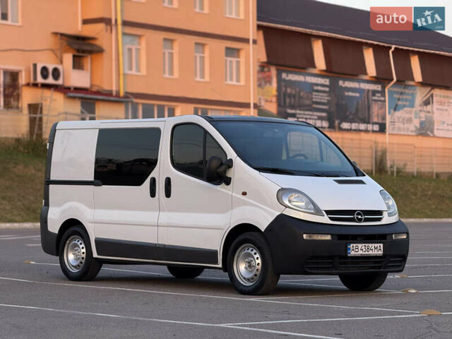 Білий Опель Віваро, об'ємом двигуна 1.9 л та пробігом 340 тис. км за 7800 $, фото 4 на Automoto.ua