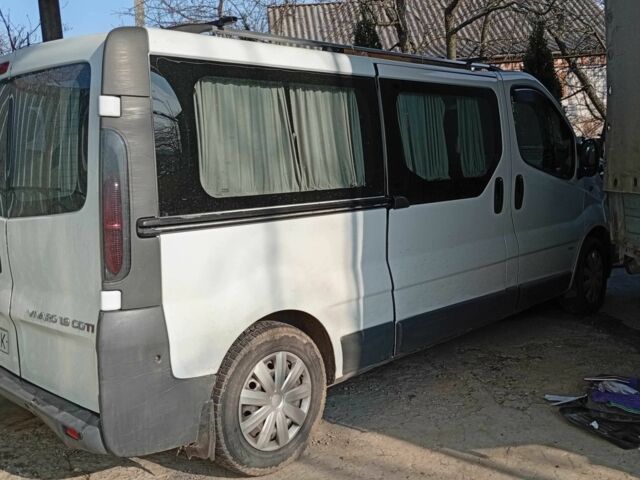 Белый Опель Виваро, объемом двигателя 1.9 л и пробегом 370 тыс. км за 7500 $, фото 4 на Automoto.ua