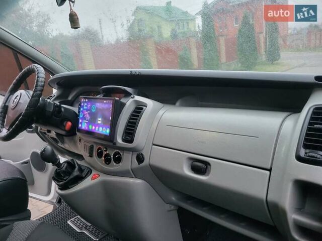 Білий Опель Віваро, об'ємом двигуна 1.9 л та пробігом 243 тис. км за 7800 $, фото 67 на Automoto.ua