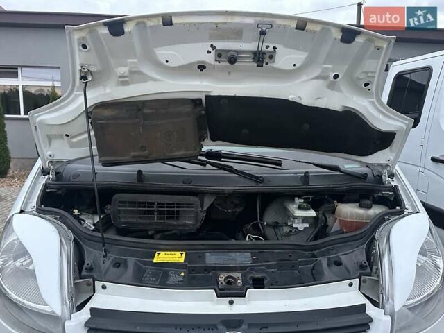 Білий Опель Віваро, об'ємом двигуна 1.9 л та пробігом 245 тис. км за 8800 $, фото 33 на Automoto.ua