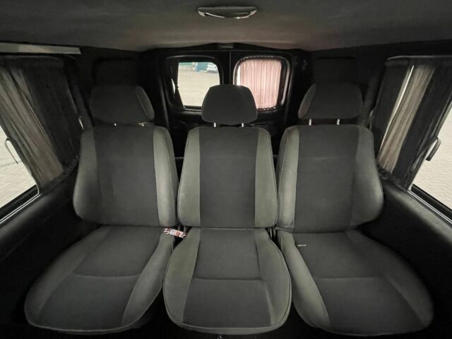 Белый Опель Виваро, объемом двигателя 1.9 л и пробегом 360 тыс. км за 6500 $, фото 5 на Automoto.ua